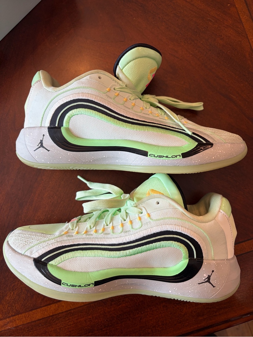 Jordan Luka 4 Space Navigator in Barely Green/Black-Vapor Green